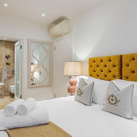 Chic Belgravia Hideaway With Private Patio 10 Mins To Harrods Лондон Екстер'єр фото