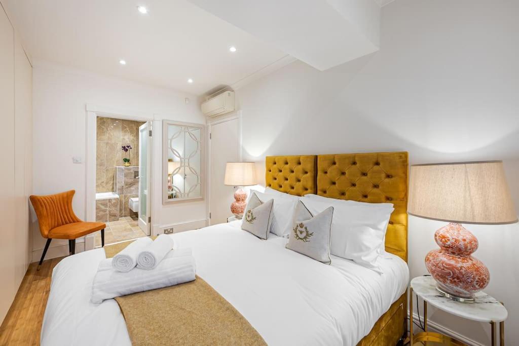 Chic Belgravia Hideaway With Private Patio 10 Mins To Harrods Лондон Екстер'єр фото