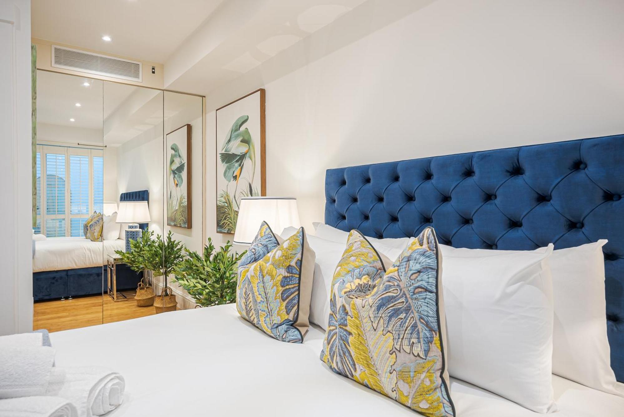 Chic Belgravia Hideaway With Private Patio 10 Mins To Harrods Лондон Екстер'єр фото