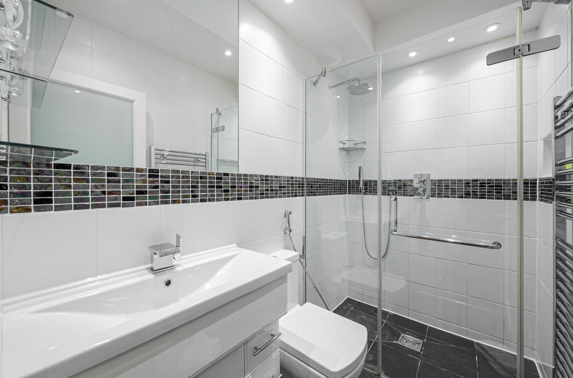 Chic Belgravia Hideaway With Private Patio 10 Mins To Harrods Лондон Екстер'єр фото