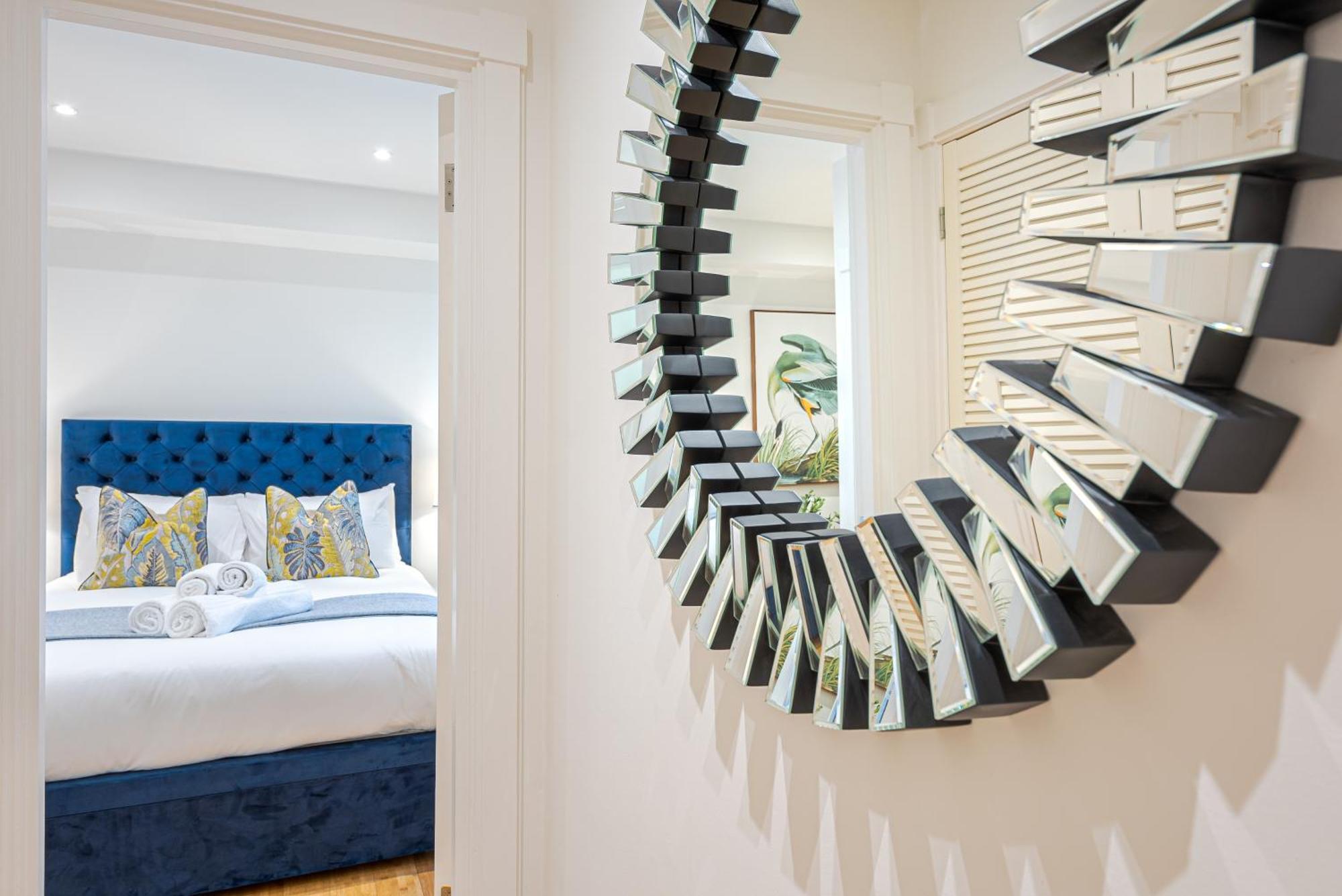 Chic Belgravia Hideaway With Private Patio 10 Mins To Harrods Лондон Екстер'єр фото