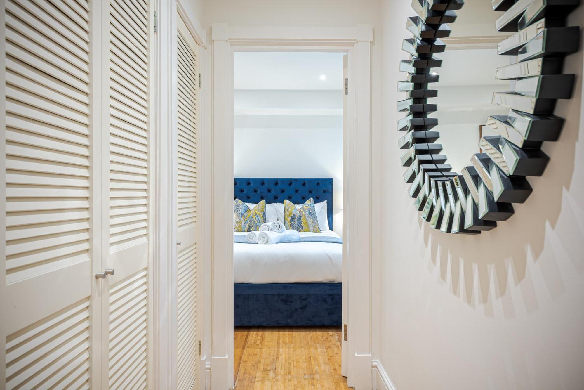 Chic Belgravia Hideaway With Private Patio 10 Mins To Harrods Лондон Екстер'єр фото